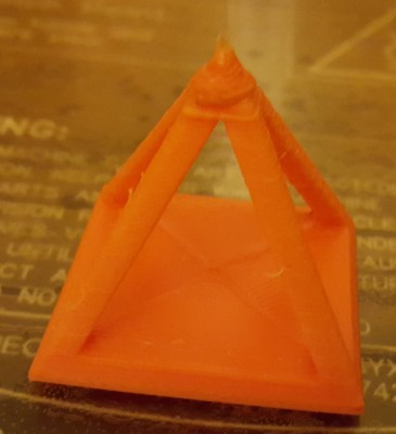 hollow_pyramid_try2.jpg