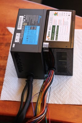 IMG_9715 copy.JPG (1.89 MiB) Viewed 34262 times Which box still holds magic smoke?