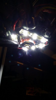 Points right at the tip and moves a lot more air than I expected!  Just what I wanted.