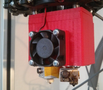 Dual_E3D_Mount_for_Rostock_MAX_by_artexmg_-_Thingiverse.png (1.07 MiB) Viewed 19099 times Dual E3D Mount