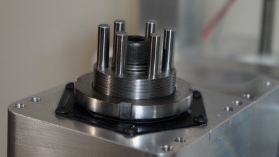 milling spindle top closeup.jpg